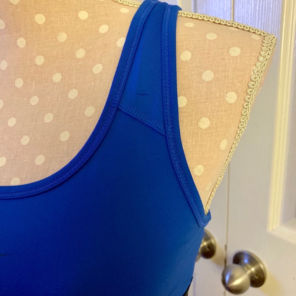 SOLD Sports bra ☑️